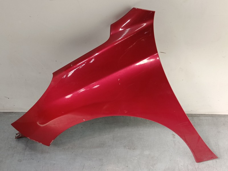 Recambio de aleta delantera izquierda para peugeot 207/207+ (wa_, wc_) 1.6 hdi referencia OEM IAM   