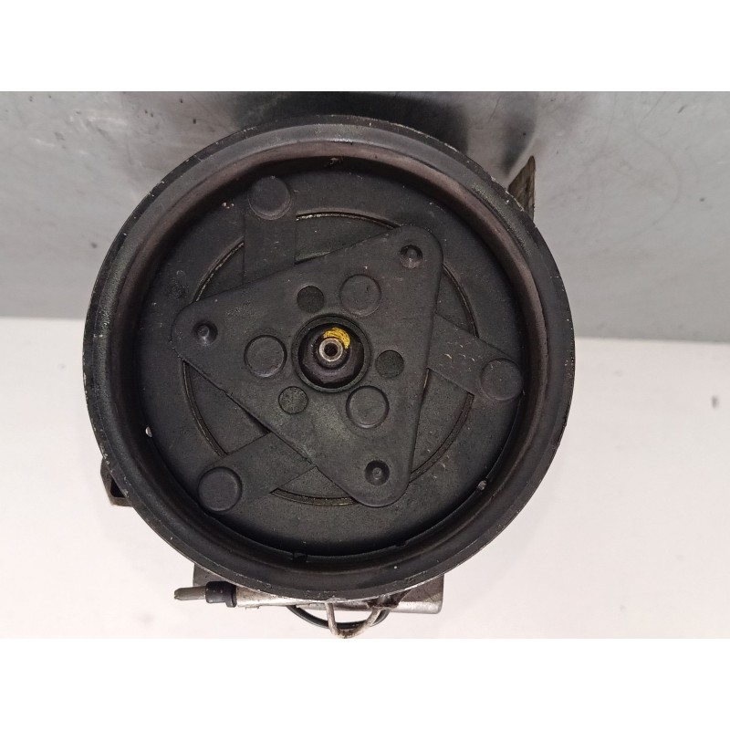 Recambio de compresor a/a para renault clio ii (bb_, cb_) 1.4 (b/cb0c, b/cb0s) referencia OEM IAM 8200315744 7700273801 77014999