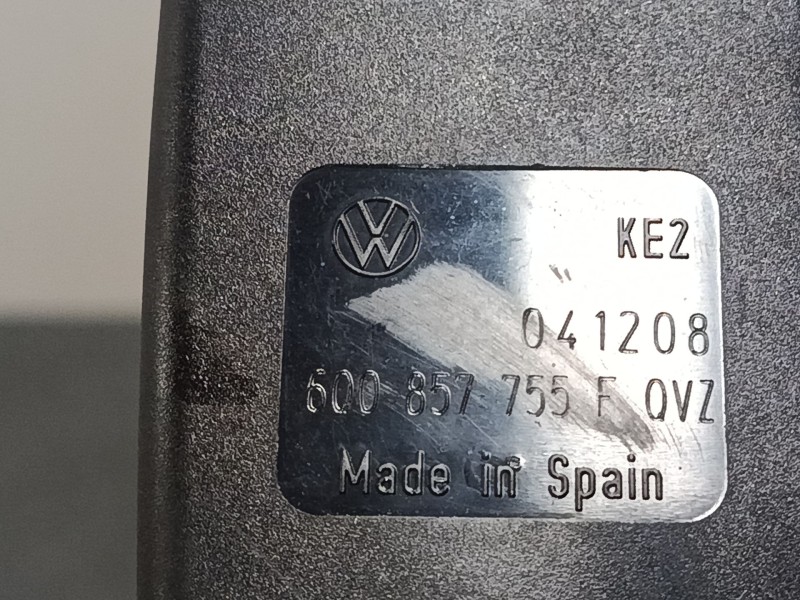 Recambio de anclaje cinturon delantero izquierdo para seat ibiza iv sc (6j1, 6p5) 1.9 tdi referencia OEM IAM   