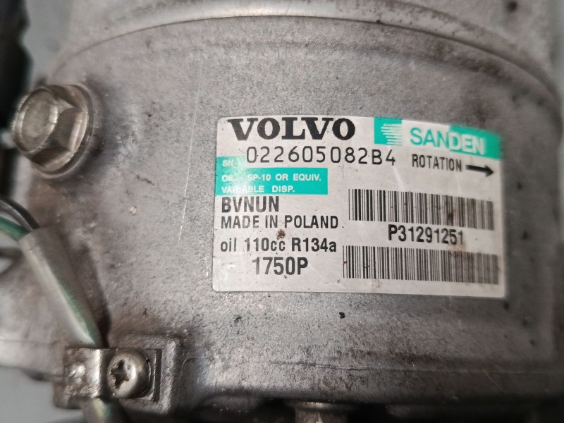 Recambio de compresor a/a para volvo v40 hatchback (525) d2 referencia OEM IAM   