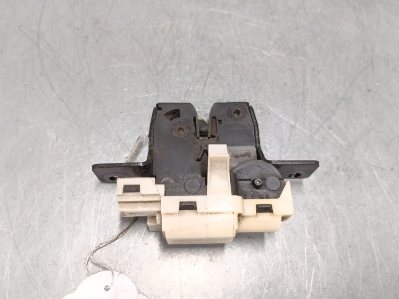 Recambio de cerradura maletero / porton para renault clio iii (br0/1, cr0/1) 1.5 dci (c/br0g, c/br1g) referencia OEM IAM   