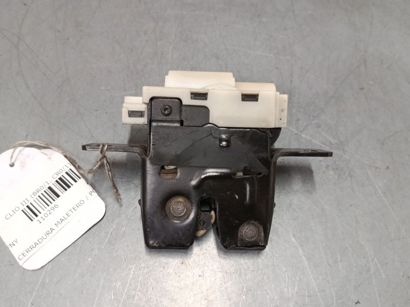 Recambio de cerradura maletero / porton para renault clio iii (br0/1, cr0/1) 1.5 dci (c/br0g, c/br1g) referencia OEM IAM   