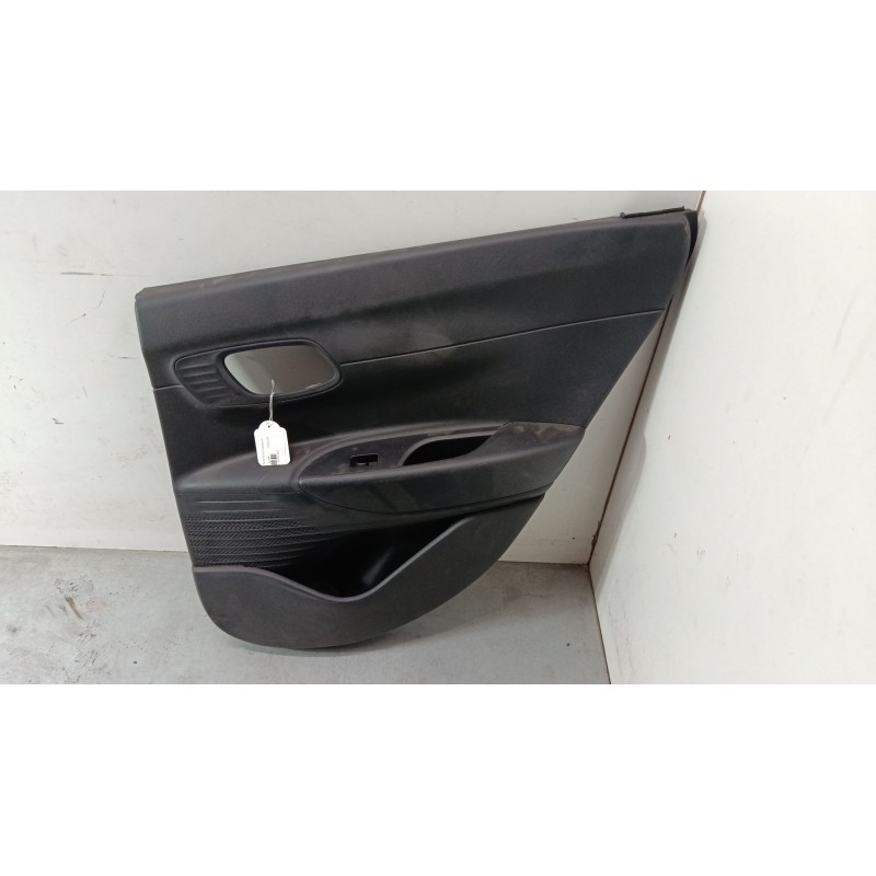 Recambio de guarnecido puerta trasera derecha para hyundai i20 iii (bc3, bi3) 1.2 1.2 referencia OEM IAM 83308Q0010NNB  
