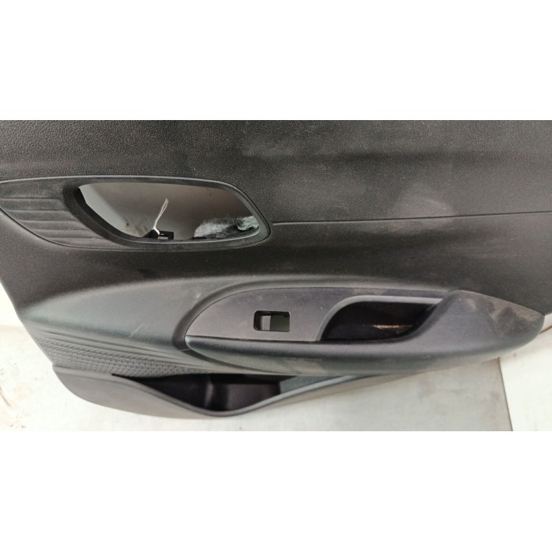Recambio de guarnecido puerta trasera derecha para hyundai i20 iii (bc3, bi3) 1.2 1.2 referencia OEM IAM 83308Q0010NNB  