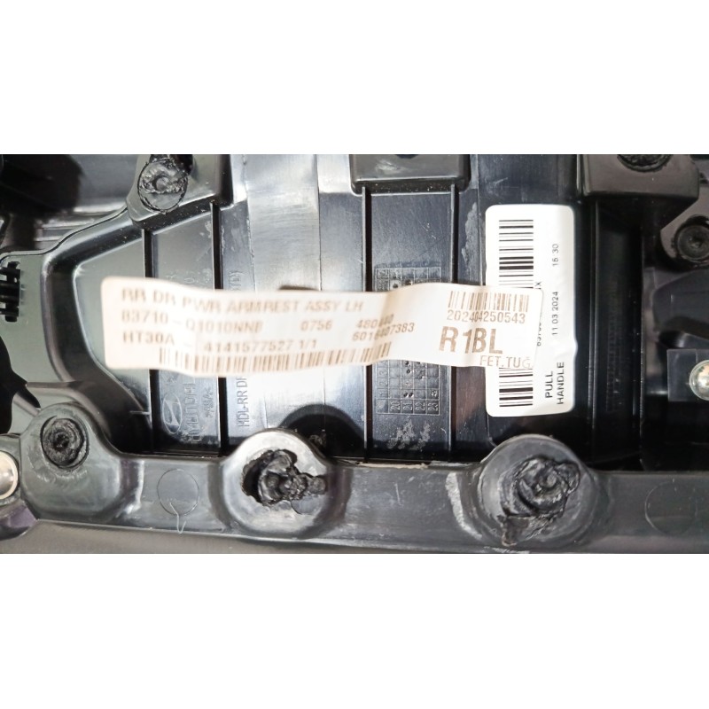 Recambio de guarnecido puerta trasero izquierdo para hyundai i20 iii (bc3, bi3) 1.2 1.2 referencia OEM IAM 83710Q1010NNB  