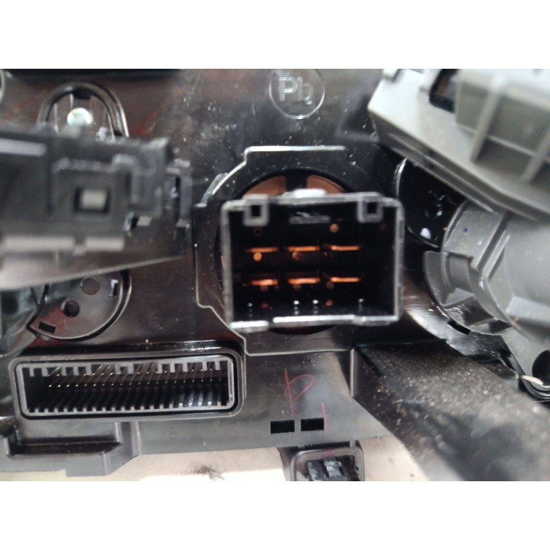 Recambio de mando calefaccion / a/a para hyundai i20 iii (bc3, bi3) 1.2 1.2 referencia OEM IAM 97250Q0011  