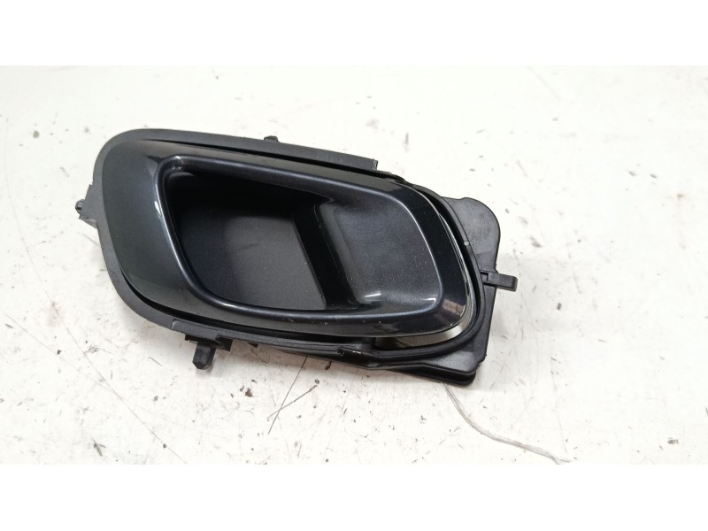 Recambio de maneta interior trasera derecha para hyundai i20 iii (bc3, bi3) 1.2 1.2 referencia OEM IAM 82620Q0010MPP  