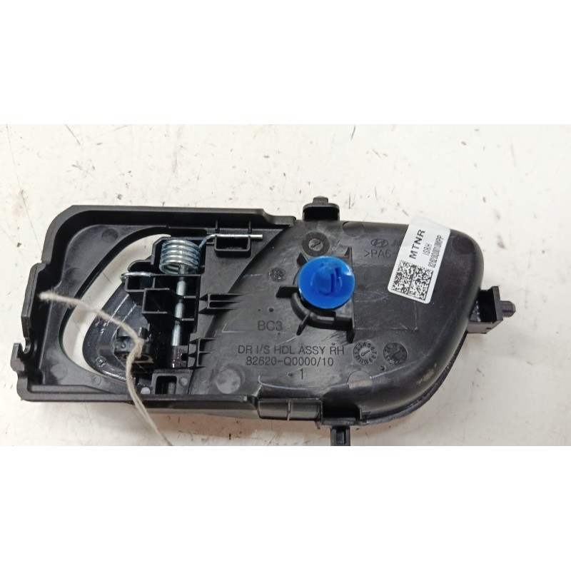 Recambio de maneta interior trasera derecha para hyundai i20 iii (bc3, bi3) 1.2 1.2 referencia OEM IAM 82620Q0010MPP  