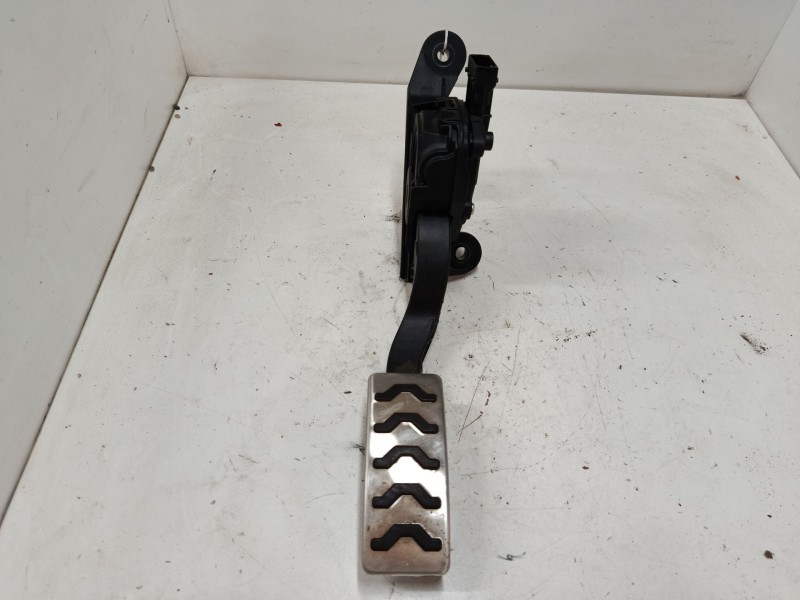 Recambio de pedal acelerador para hyundai i20 iii (bc3, bi3) 1.2 1.2 referencia OEM IAM   