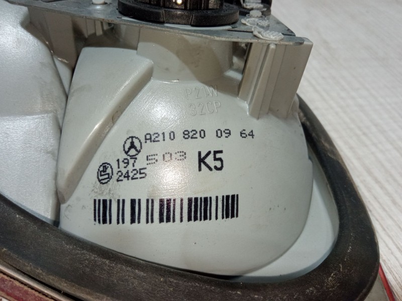 Recambio de piloto trasero porton izquierdo para mercedes-benz clase e (w210) e 230 (210.037) referencia OEM IAM A2108200964  