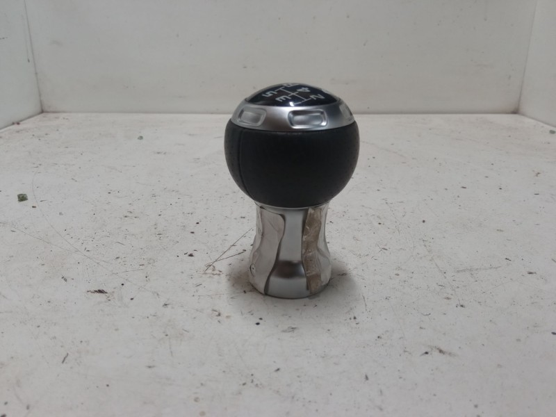 Recambio de pomo palanca cambio para hyundai i20 iii (bc3, bi3) 1.2 1.2 referencia OEM IAM   