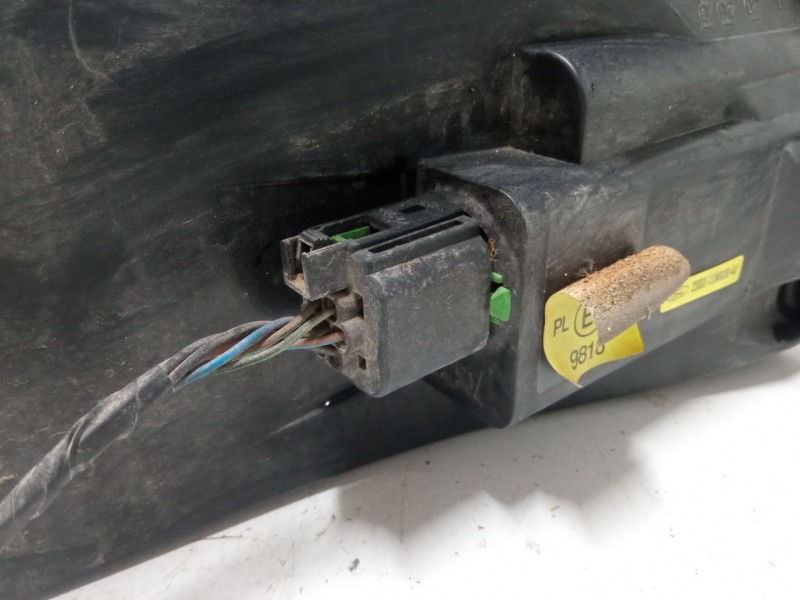 Recambio de faro izquierdo para ford fiesta v (jh_, jd_) 1.6 16v referencia OEM IAM 2S6X13W030AJ  