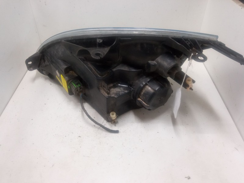 Recambio de faro derecho para ford fiesta v (jh_, jd_) 1.6 16v referencia OEM IAM 2S6X13W029CE  