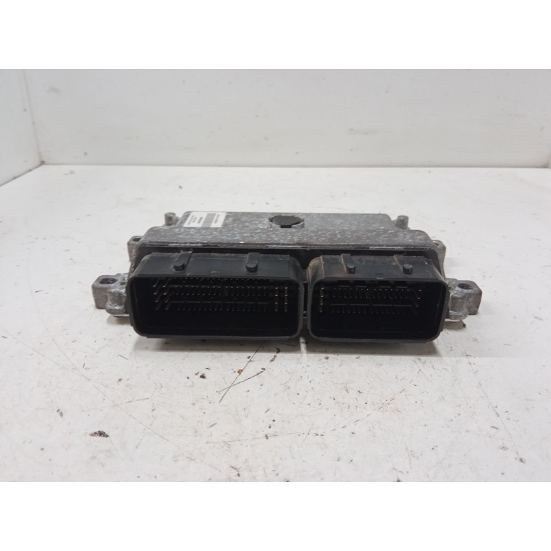Recambio de centralita motor uce para peugeot 208 i (ca_, cc_) 1.2 puretech 82 referencia OEM IAM 9829598880 A2C1892110101 98150
