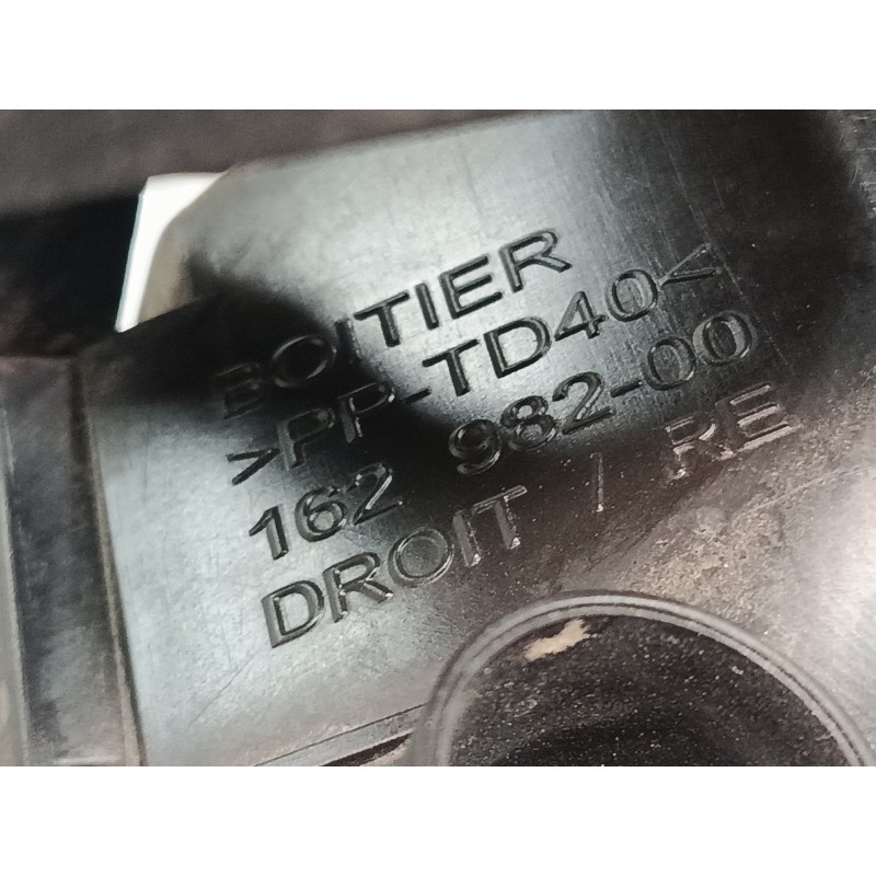 Recambio de faro derecho para citroën c4 grand picasso i (ua_) 1.6 vti 120 referencia OEM IAM   