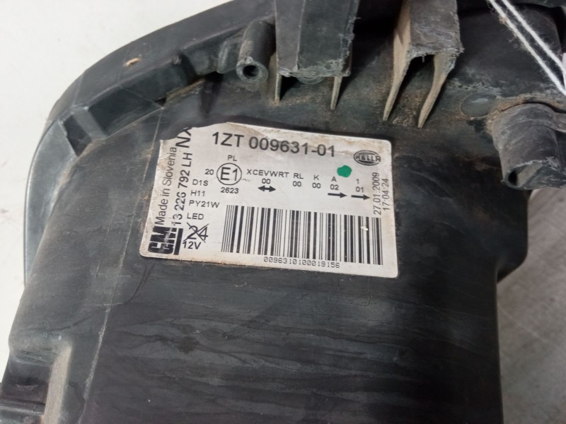 Recambio de faro izquierdo para opel insignia a sedán (g09) 2.0 cdti (69) referencia OEM IAM 13226792LH 1ZT00963101 