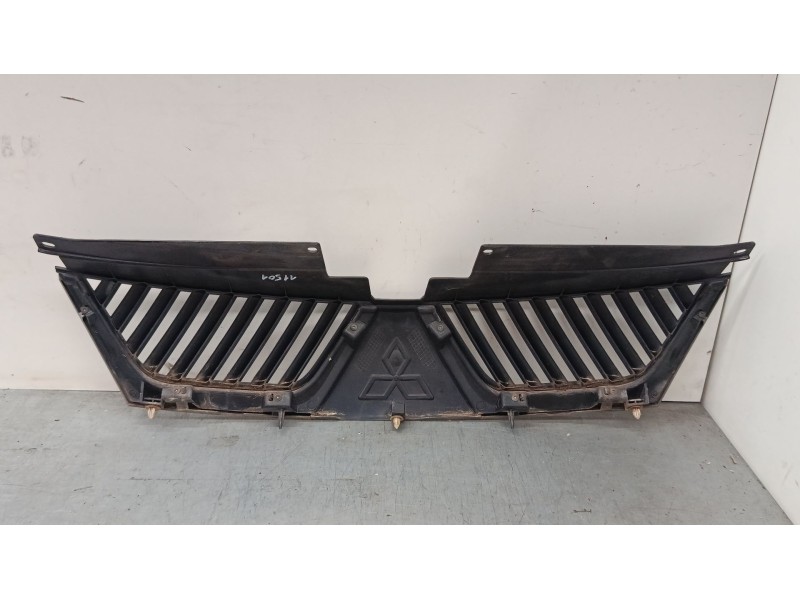 Recambio de rejillas capo para mitsubishi outlander ii (cw_w) 2.0 di-d (cw8w) referencia OEM IAM 7450A037ZZ  