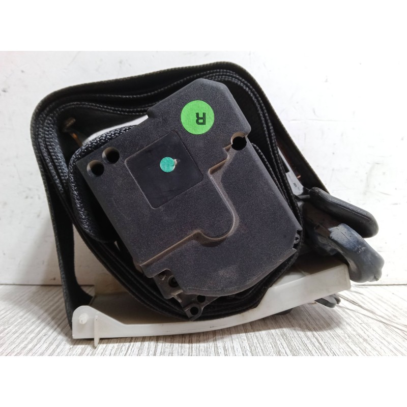 Recambio de cinturon seguridad delantero derecho para opel corsa c (x01) 1.2 (f08, f68) referencia OEM IAM   