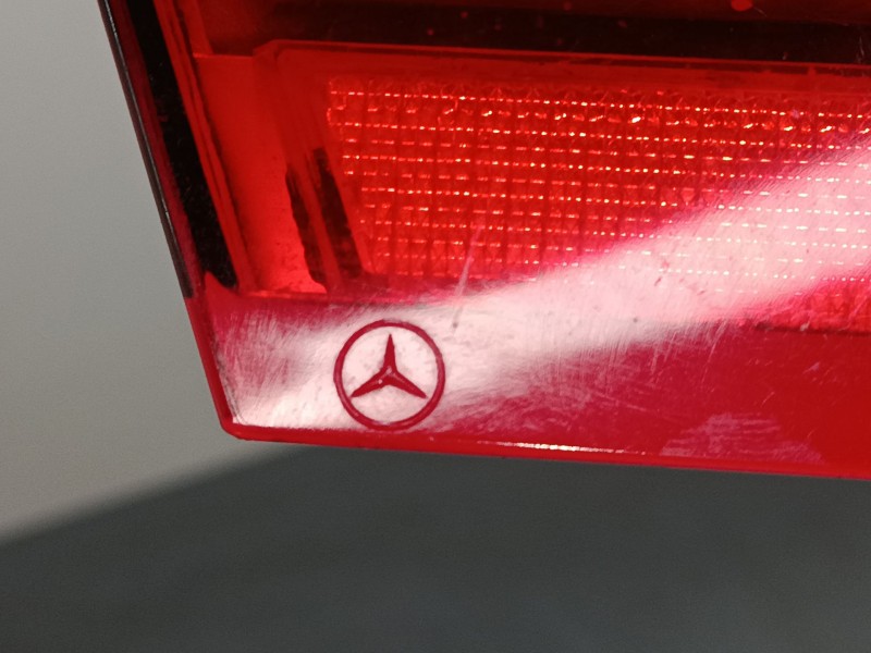 Recambio de piloto trasero izquierdo para mercedes-benz clase e descapotable (a207) e 220 cdi / bluetec / d (207.402, 207.401) r