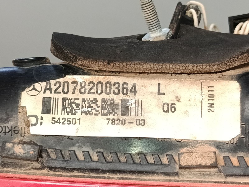 Recambio de piloto trasero izquierdo para mercedes-benz clase e descapotable (a207) e 220 cdi / bluetec / d (207.402, 207.401) r