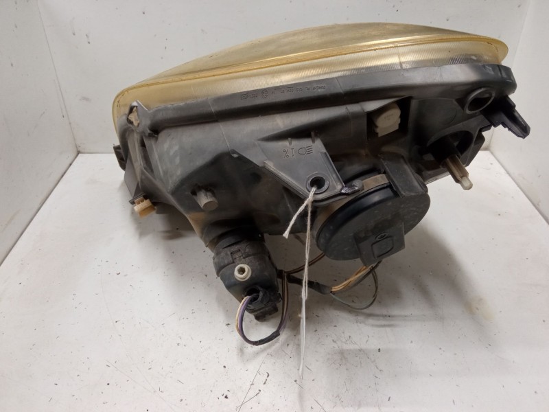 Recambio de faro derecho para renault kangoo (kc0/1_) 1.2 16v (kc05, kc06, kc03, kc0t, kc0w, kc1d) referencia OEM IAM   