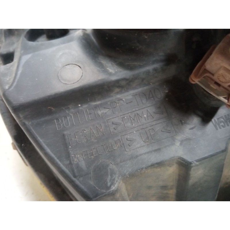 Recambio de faro izquierdo para renault kangoo (kc0/1_) 1.2 16v (kc05, kc06, kc03, kc0t, kc0w, kc1d) referencia OEM IAM 82002365