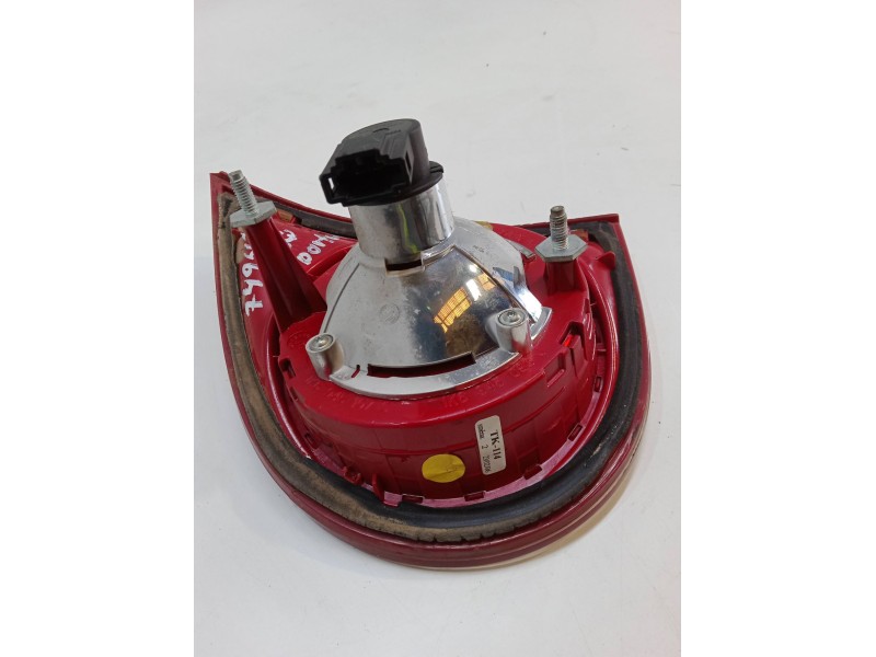 Recambio de piloto trasero porton izquierdo para volkswagen golf v (1k1) 1.9 tdi referencia OEM IAM   