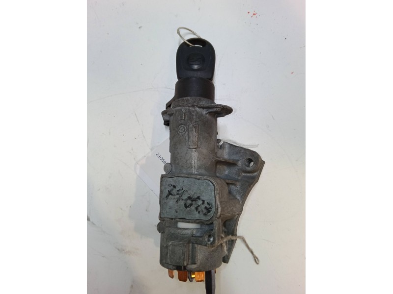 Recambio de clausor para seat ibiza iii (6l1) 1.4 16v referencia OEM IAM   