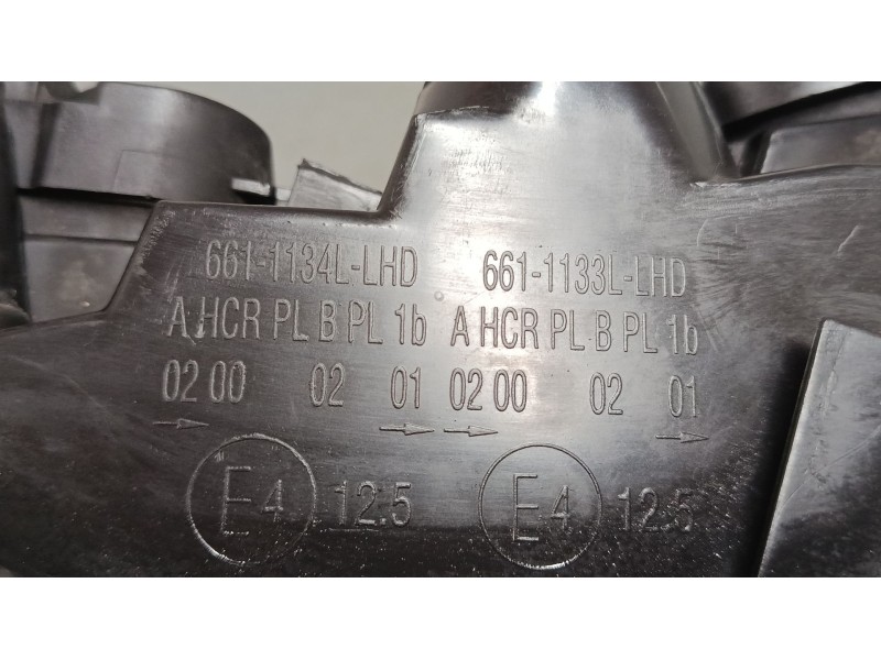 Recambio de faro izquierdo para fiat stilo multi wagon (192_) 1.9 d multijet referencia OEM IAM 6611134L  