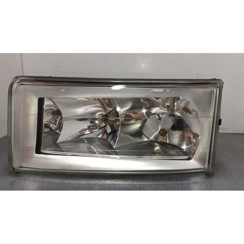 Recambio de faro izquierdo para iveco daily iii furgoneta 35 s 11 v,35 c 11 v referencia OEM IAM 500307755  