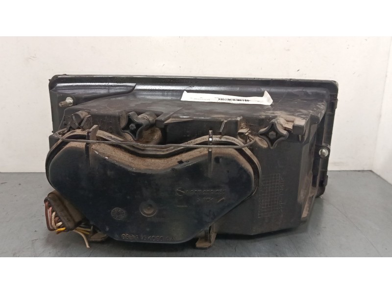 Recambio de faro izquierdo para iveco daily iii furgoneta 35 s 11 v,35 c 11 v referencia OEM IAM 500307755  