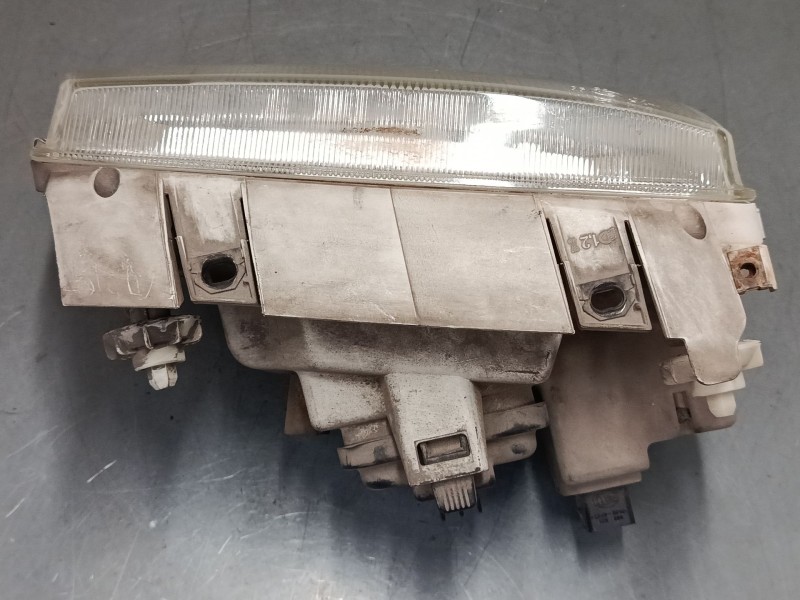 Recambio de faro derecho para volkswagen polo iii (6n1) 60 1.4 referencia OEM IAM   