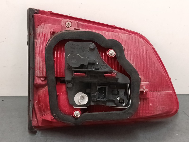 Recambio de piloto trasero porton derecho para volkswagen touran (1t3) 1.6 tdi referencia OEM IAM 1T0945094  