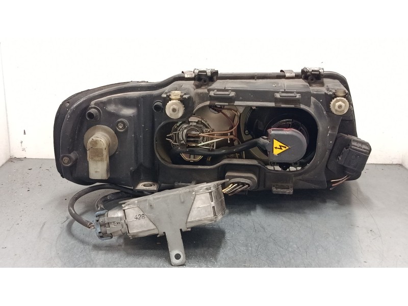 Recambio de faro izquierdo para audi a3 (8l1) 1.9 tdi referencia OEM IAM   