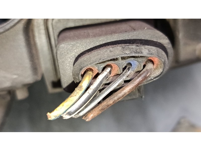 Recambio de faro izquierdo para audi a3 (8l1) 1.9 tdi referencia OEM IAM   