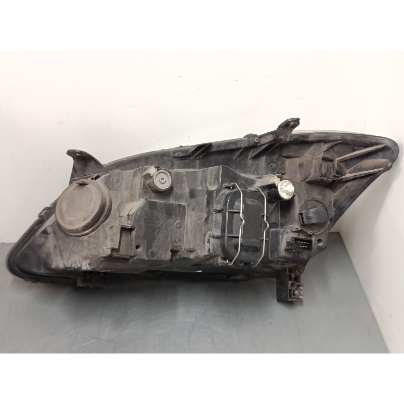 Recambio de faro derecho para toyota corolla (_e12_) 1.4 vvt-i (zze120_) referencia OEM IAM   