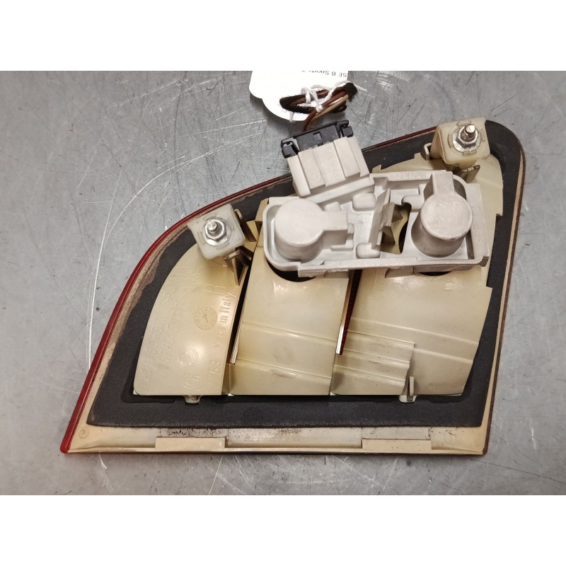 Recambio de piloto trasero porton derecho para mercedes-benz clase b sports tourer (w245) b 180 cdi (245.207) referencia OEM IAM