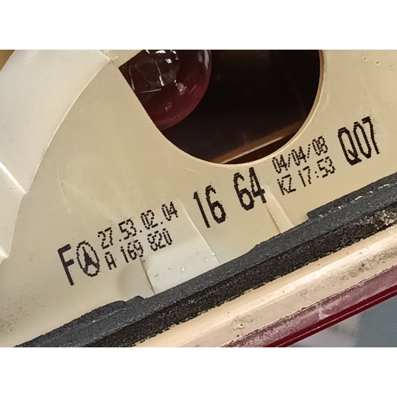 Recambio de piloto trasero porton derecho para mercedes-benz clase b sports tourer (w245) b 180 cdi (245.207) referencia OEM IAM