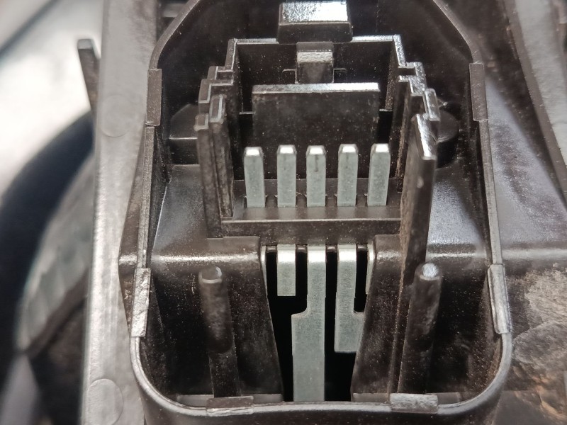 Recambio de piloto trasero izquierdo para renault twingo ii (cn0_) 1.2 16v (cn04, cn0a, cn0b) referencia OEM IAM 8200387888  