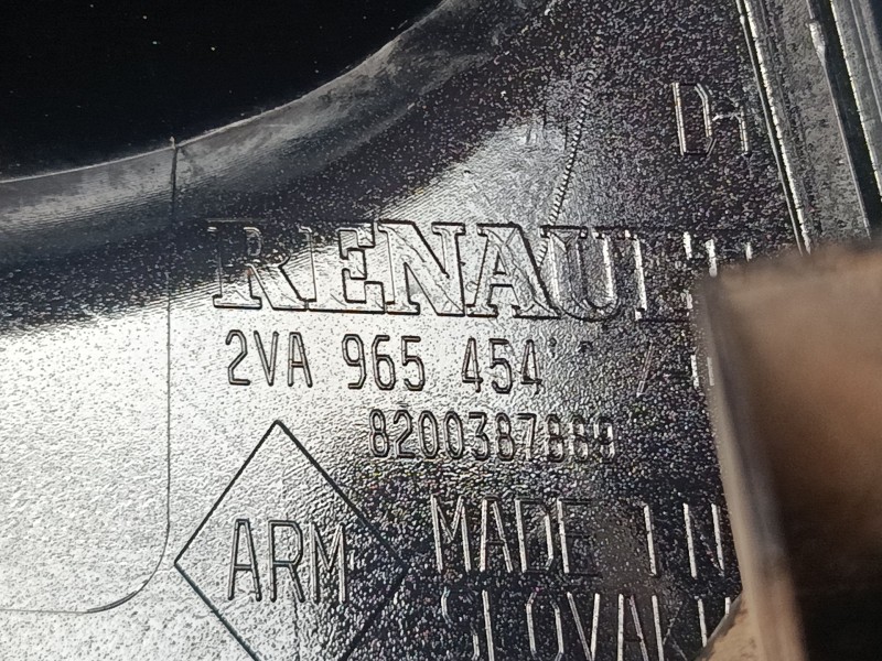 Recambio de piloto trasero derecho para renault twingo ii (cn0_) 1.2 16v (cn04, cn0a, cn0b) referencia OEM IAM 8200387889  