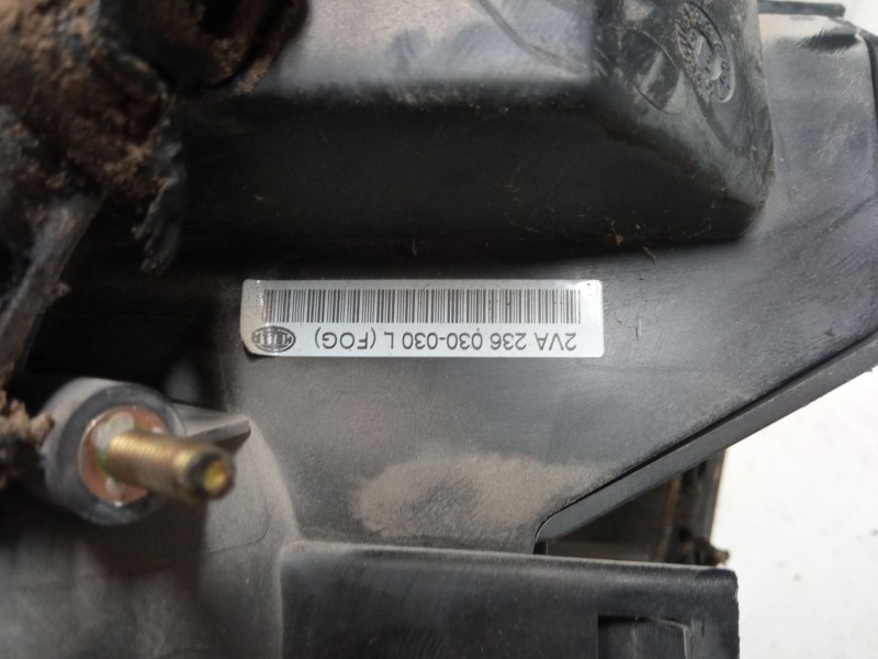 Recambio de piloto trasero izquierdo para nissan micra ii (k11) 1.0 i 16v referencia OEM IAM 2VA236030030L  