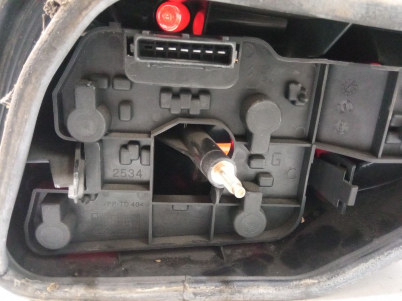 Recambio de piloto trasero izquierdo para citroën xsara (n1) 1.9 td referencia OEM IAM   