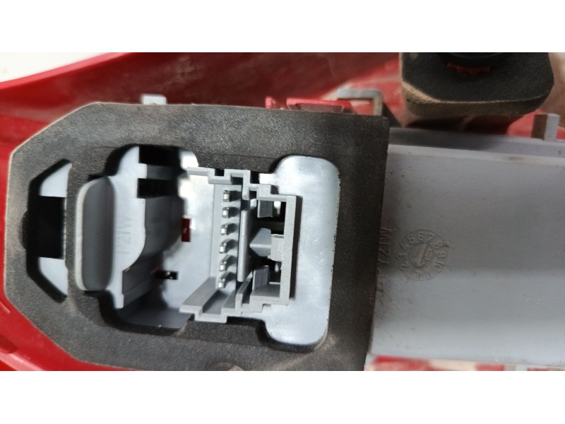 Recambio de piloto trasero derecho para renault clio ii (bb_, cb_) 1.2 (bb0a, bb0f, bb10, bb1k, bb28, bb2d, bb2h, cb0a,... refer