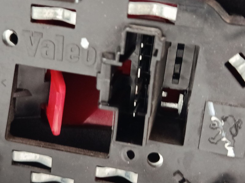 Recambio de piloto trasero izquierdo para peugeot 307 (3a/c) 2.0 hdi 90 referencia OEM IAM   