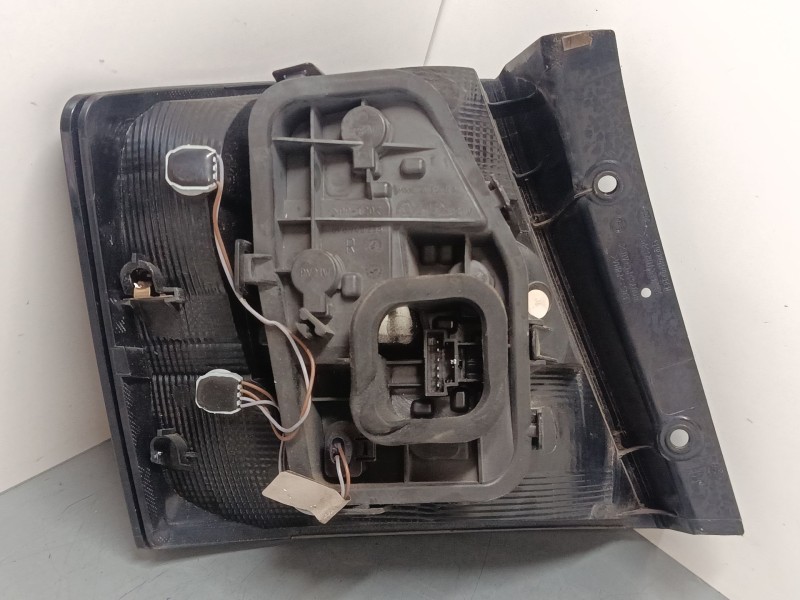 Recambio de piloto trasero derecho para skoda fabia iii (nj3) 1.0 referencia OEM IAM 6V6945096  