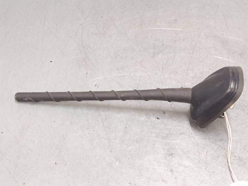 Recambio de antena para skoda fabia iii (nj3) 1.0 referencia OEM IAM 6C00355015FQ  