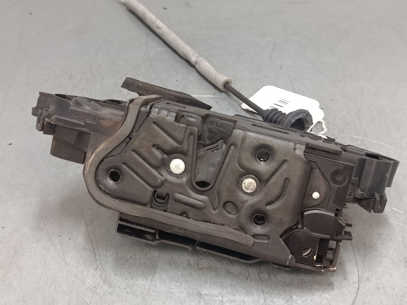 Recambio de cerradura puerta delantera izquierda para skoda fabia iii (nj3) 1.0 referencia OEM IAM 5TB837015C  