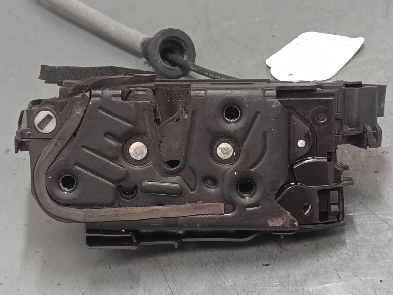 Recambio de cerradura puerta trasera izquierda para skoda fabia iii (nj3) 1.0 referencia OEM IAM 5TA839015L  