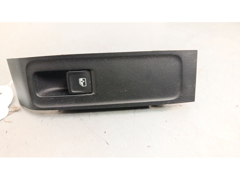 Recambio de mando elevalunas trasero derecho para skoda fabia iii (nj3) 1.0 referencia OEM IAM 6V0867172  