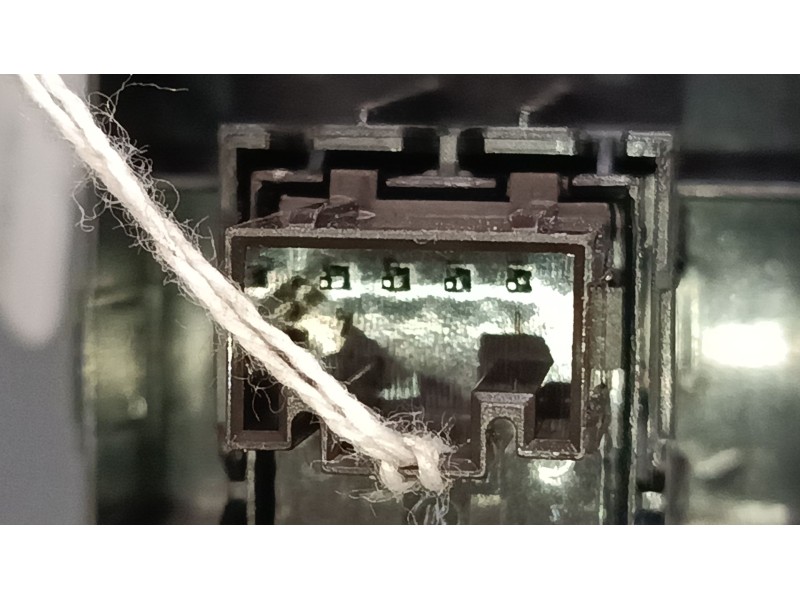 Recambio de mando elevalunas delantero derecho para skoda fabia iii (nj3) 1.0 referencia OEM IAM 6V0959855  